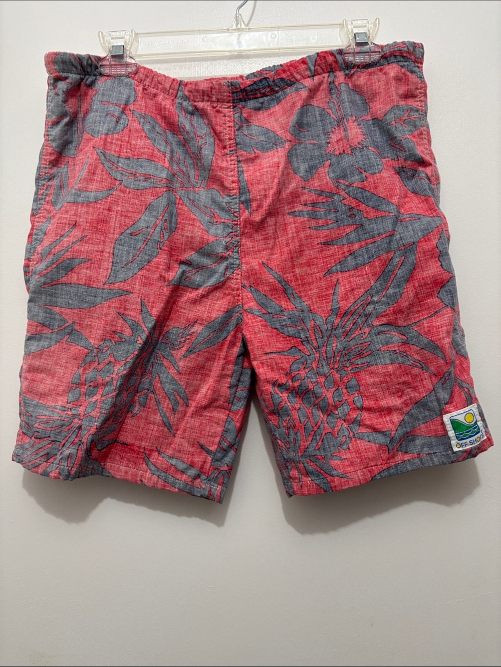 OFF SHORE Retro Red &Gray Floral Tropical Print Men’s Swim Shorts Medium